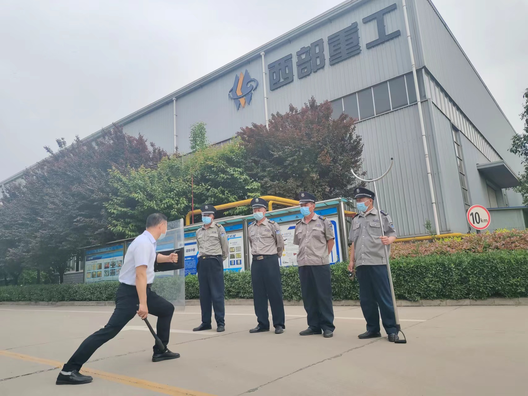 亚丰保安：强化反恐培训演练 提升安保处置能力